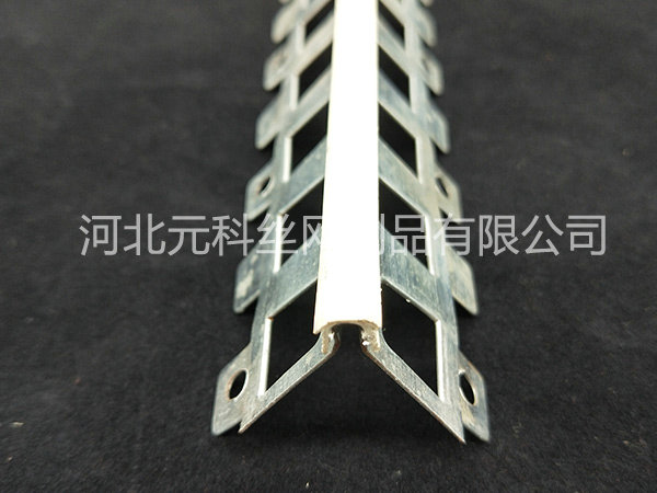 镀锌板冲孔护角条 - 河北元科丝网制品有限公司图片2